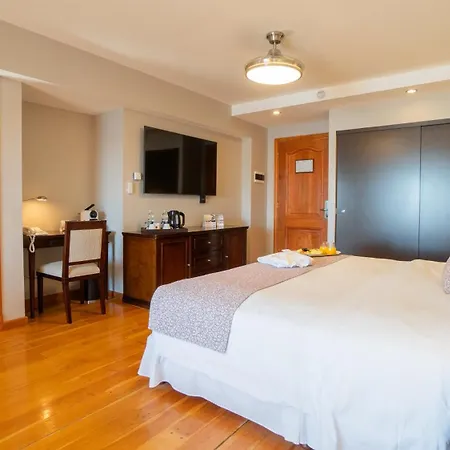 Alma Del Lago Suites&Spa-3